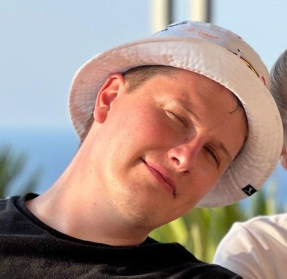 image for Simen Jakobsen